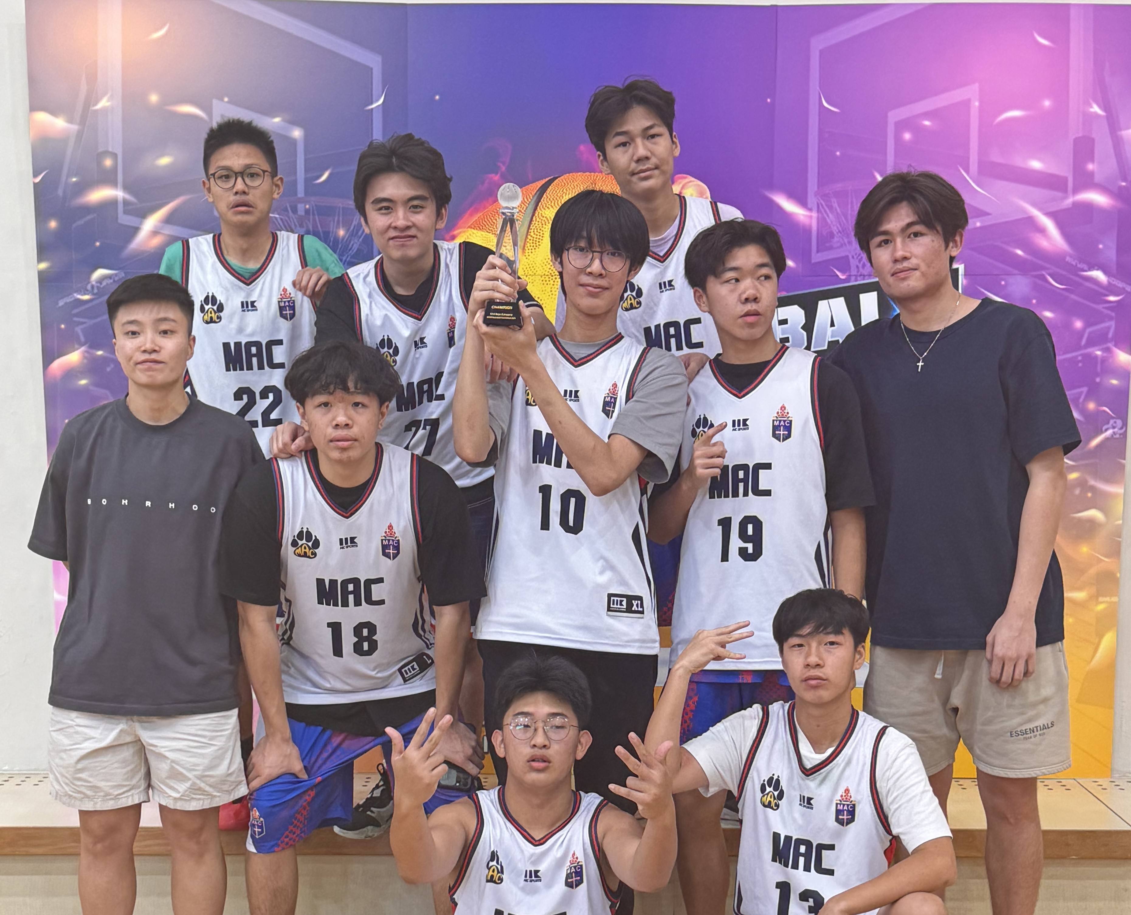 Basketball MISSA win